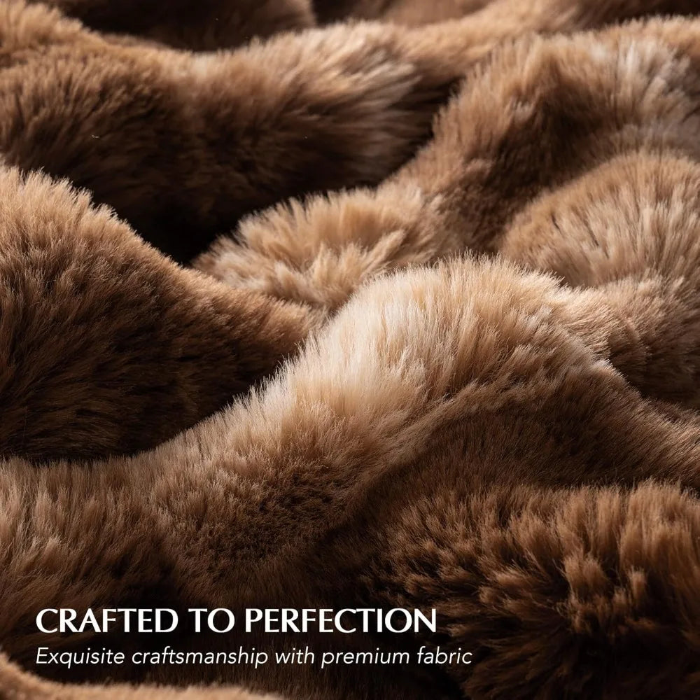 Ultra Soft Luxury Faux Fur Throw Blanket