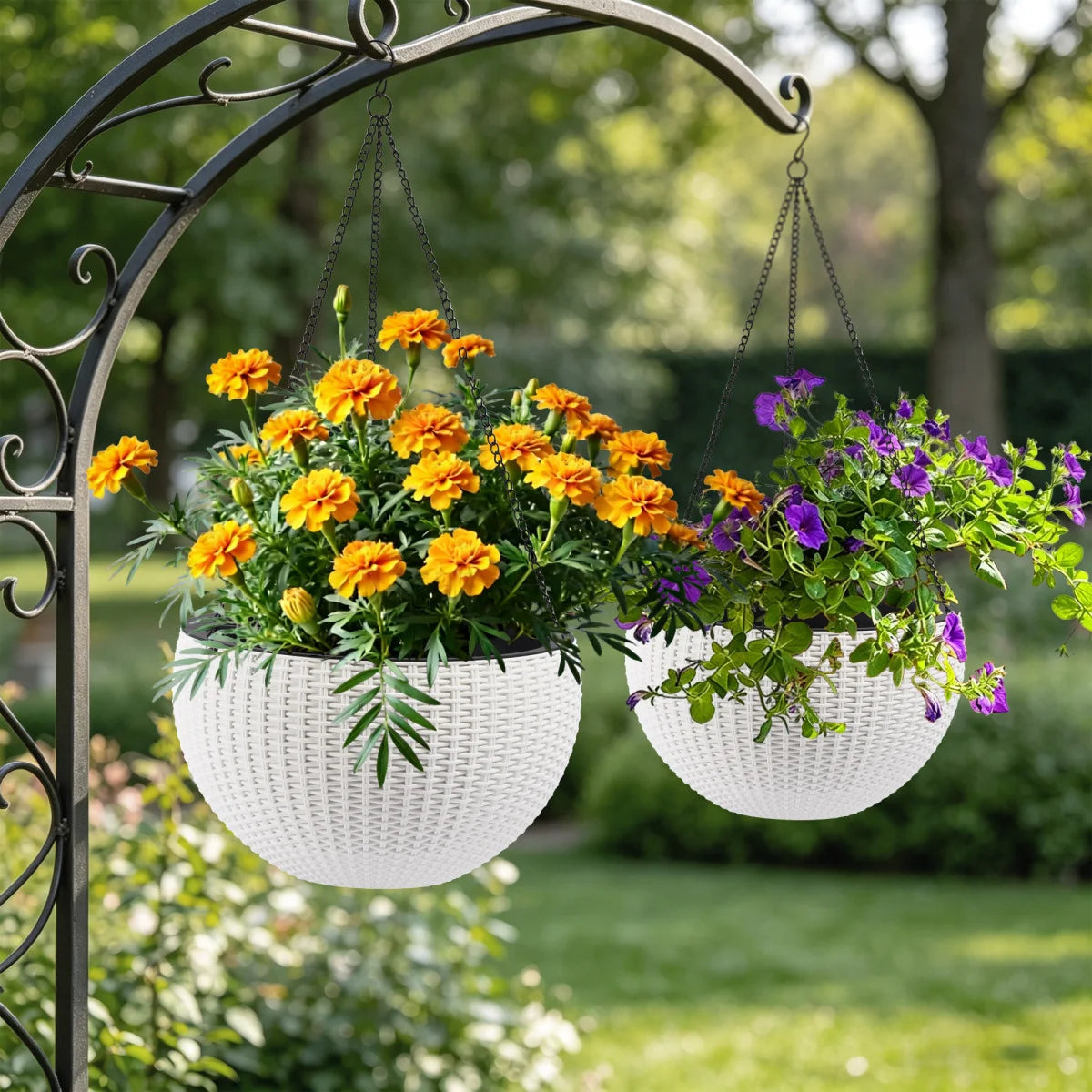 Self Watering Flower Pot Planter With Drain Holes And Tray